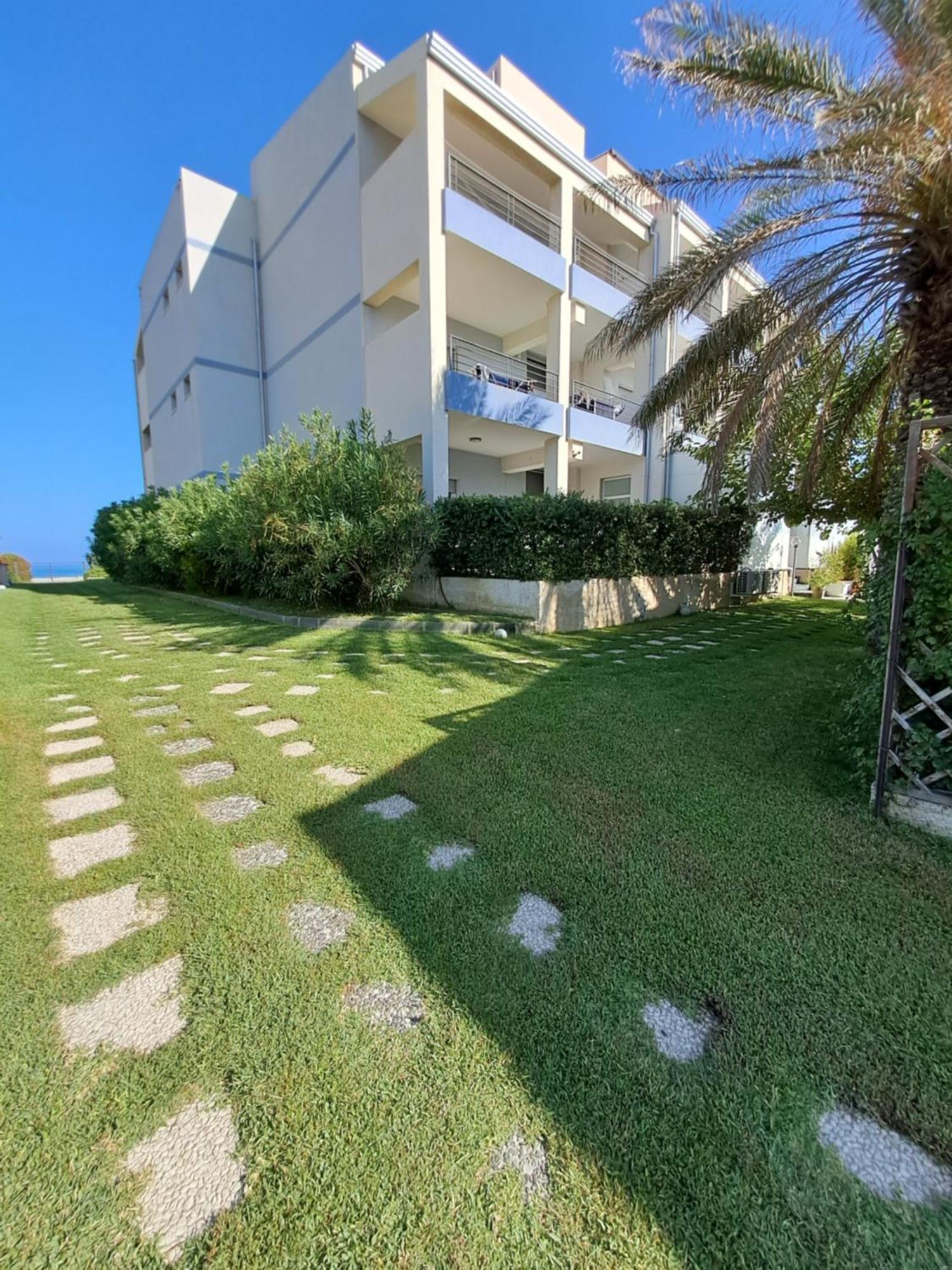 Appartamenti Vacanze Villa Meo Villafranca Tirrena Εξωτερικό φωτογραφία