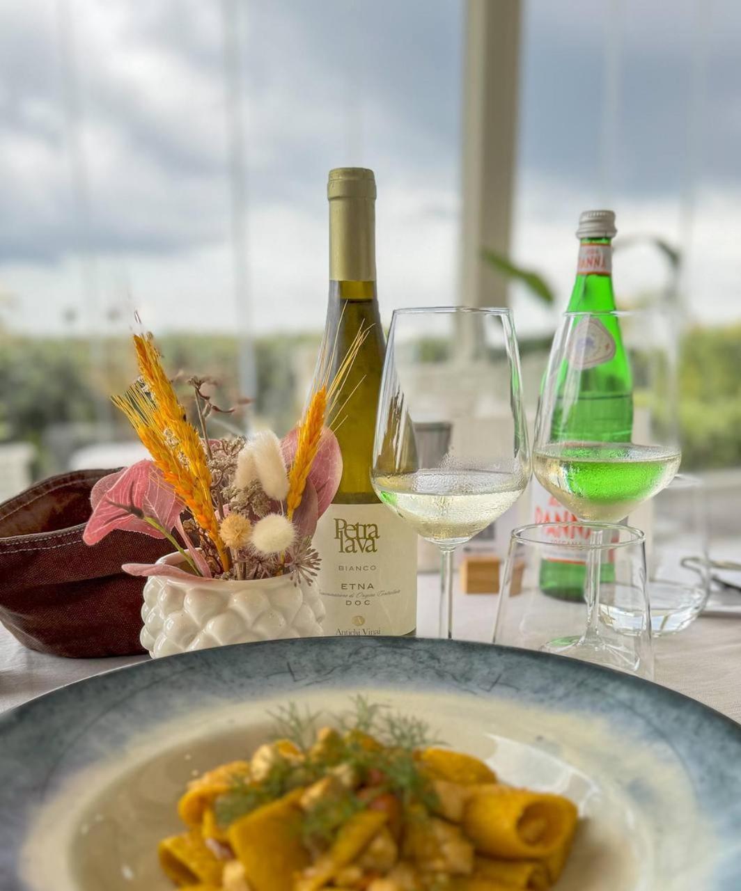 Appartamenti Vacanze Villa Meo Villafranca Tirrena Εξωτερικό φωτογραφία