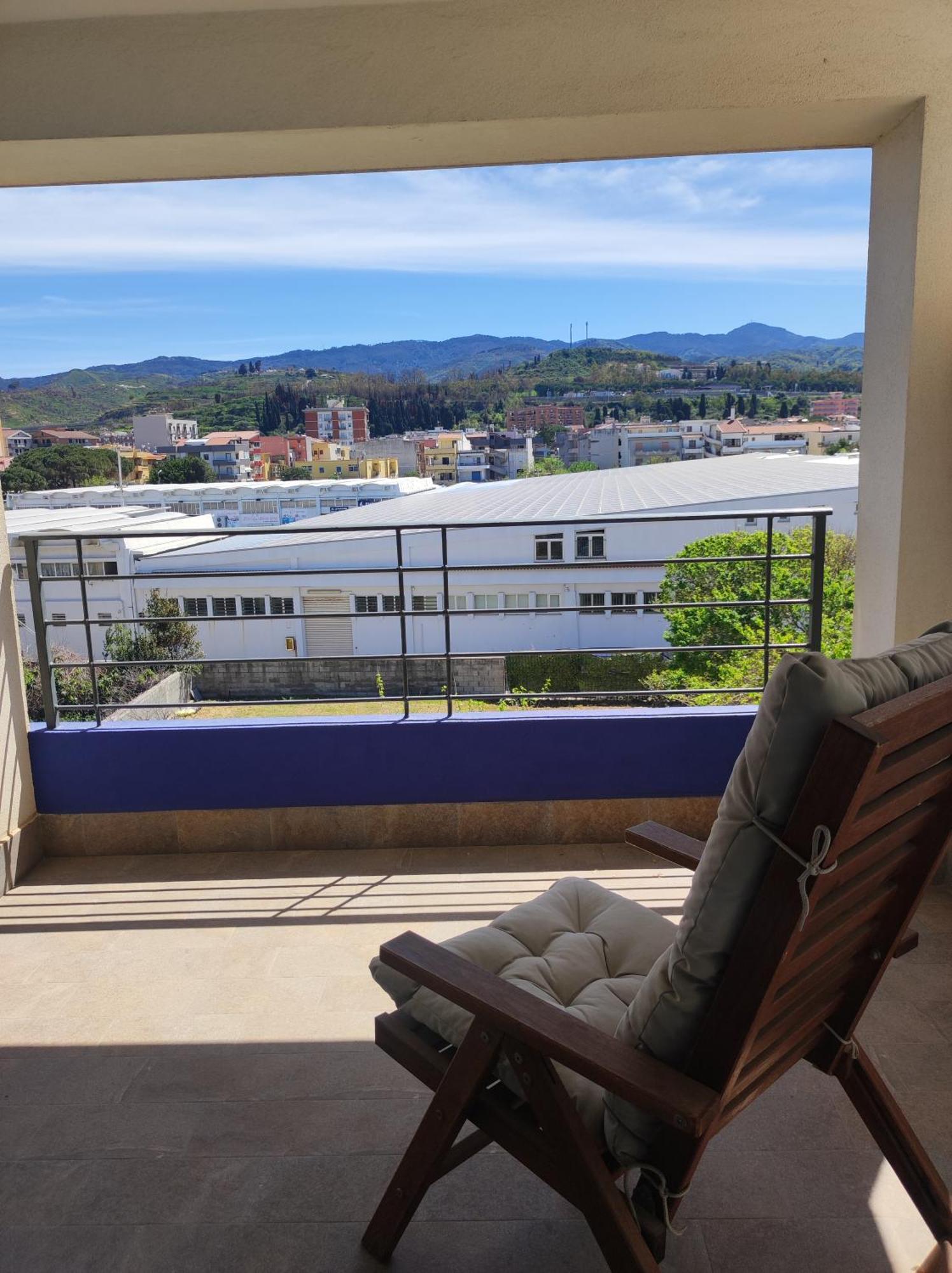 Appartamenti Vacanze Villa Meo Villafranca Tirrena Δωμάτιο φωτογραφία
